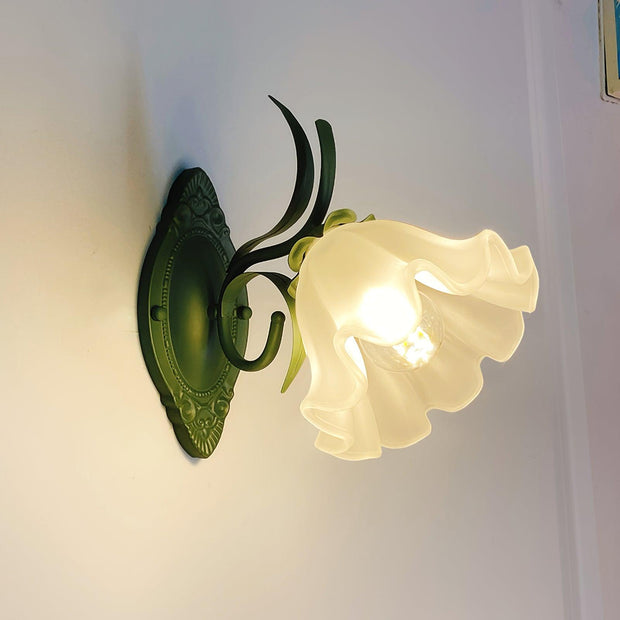 Wall Lamp Vintage Floral Glass Shade for Bedroom and Living Room